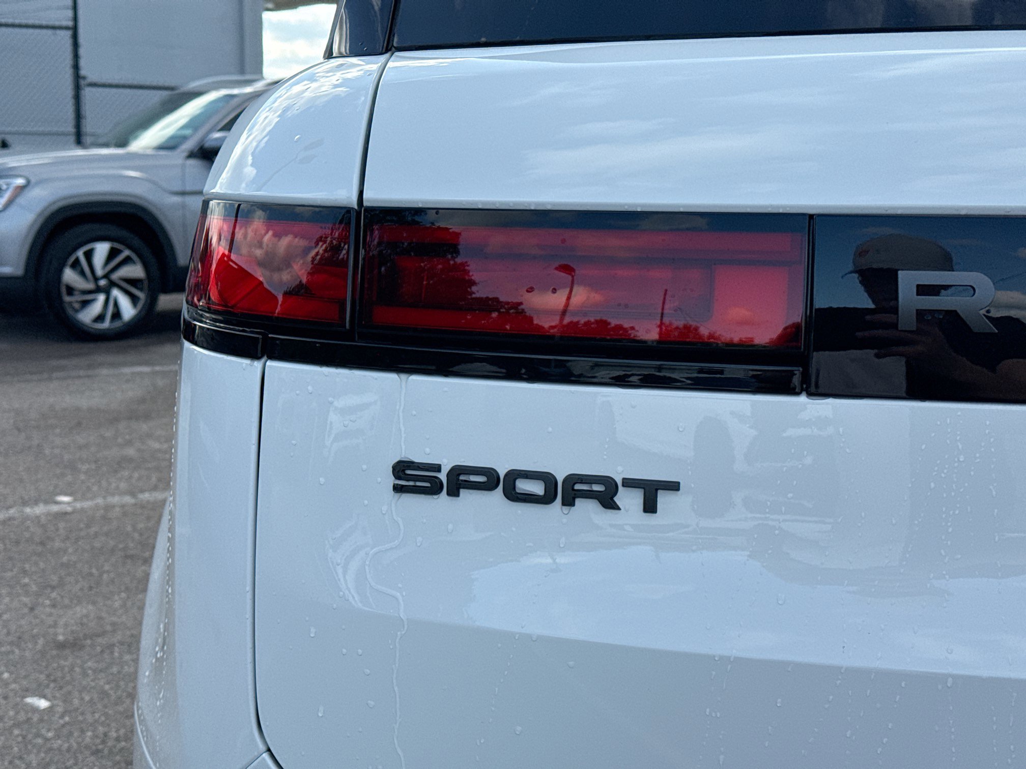 New 2026 Land Rover Range Rover Sport Dynamic SE image 10