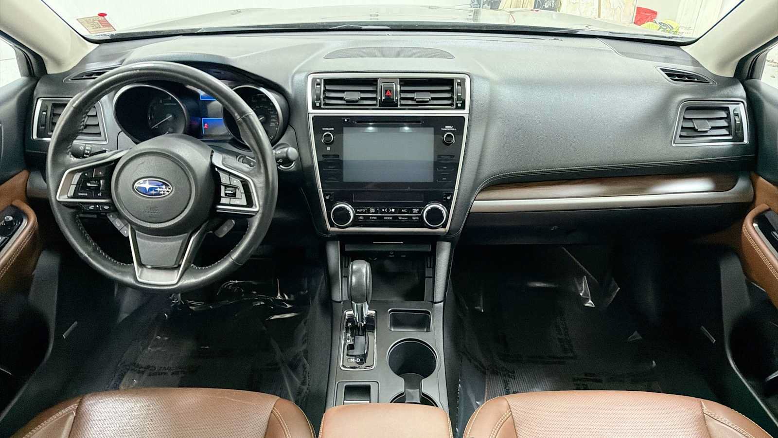 Used 2018 Subaru Outback 2.5i Touring w/ Popular Package #3 AWD/4WD image 27