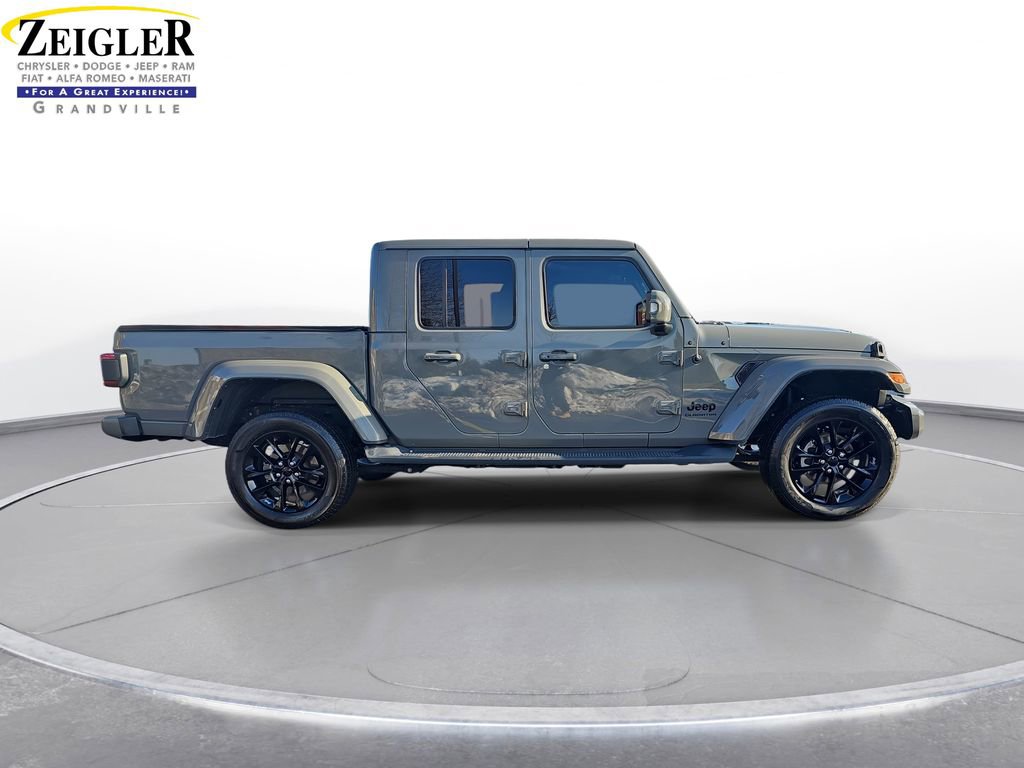 Certified 2022 Jeep Gladiator Overland image 4