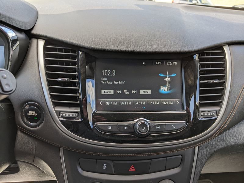 Used 2017 Chevrolet Trax LT w/ Driver Confidence Package image 24