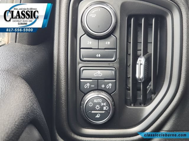 Used 2021 Chevrolet Silverado 2500 Custom w/ Custom Value Package AWD/4WD image 24
