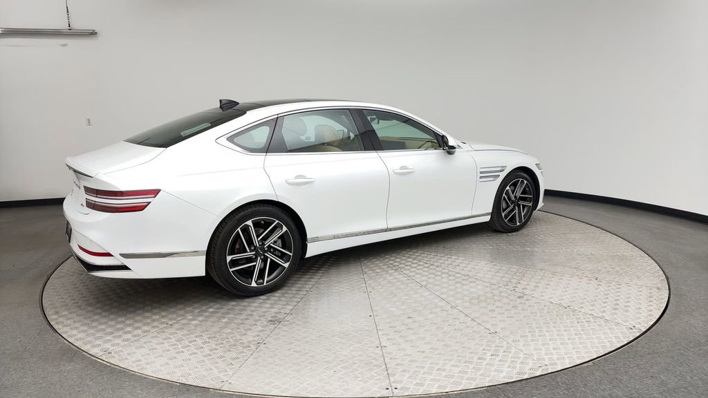 Used 2025 Genesis G80 2.5T Advanced image 2
