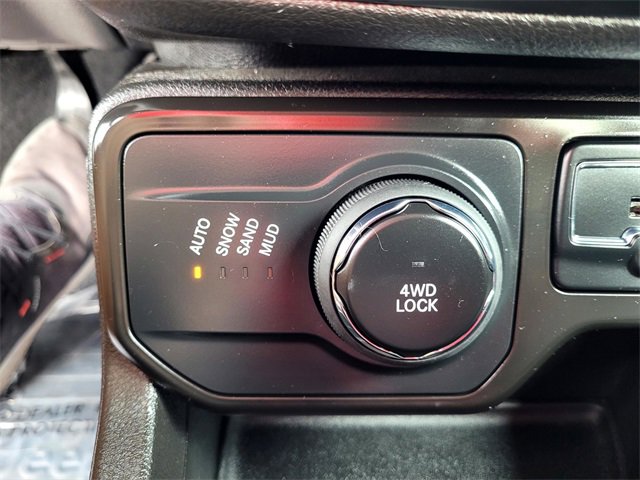 Used 2020 Jeep Renegade Altitude image 17