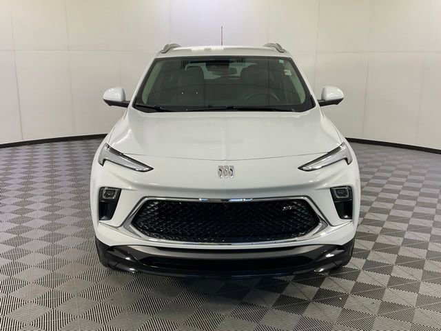 Used 2024 Buick Encore GX Sport Touring w/ Advanced Technology Package AWD/4WD image 2