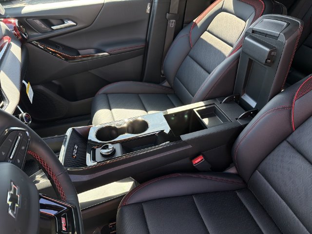 New 2027 Chevrolet Equinox RS w/ Safety and Technology Package AWD/4WD image 29
