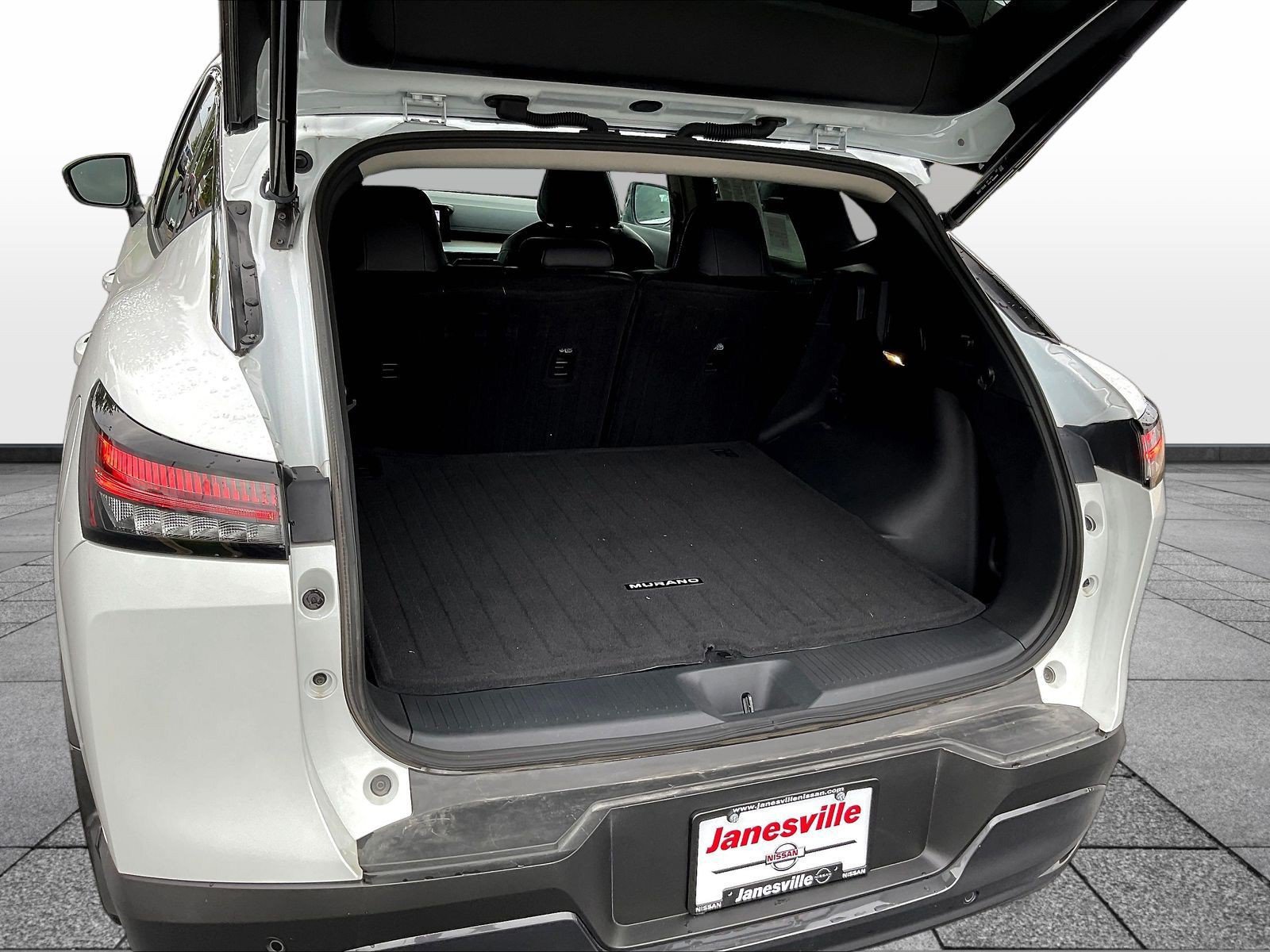 Certified 2025 Nissan Murano SL AWD/4WD image 9