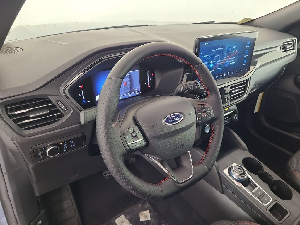 New 2026 Ford Escape ST-Line w/ Tech Pack #1 AWD/4WD image 13