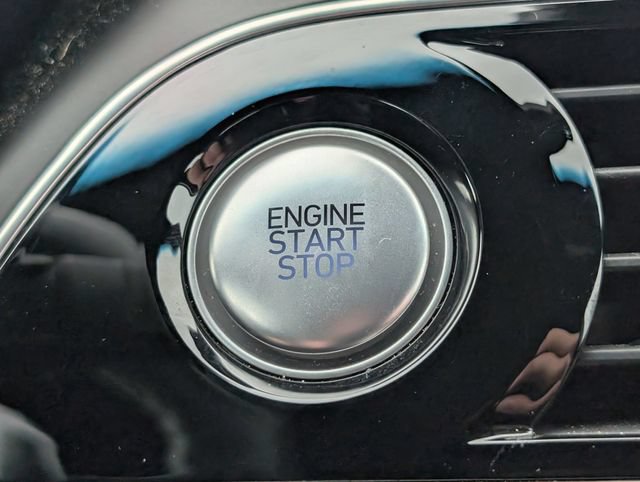 Used 2023 Genesis G70 2.0T RWD image 25