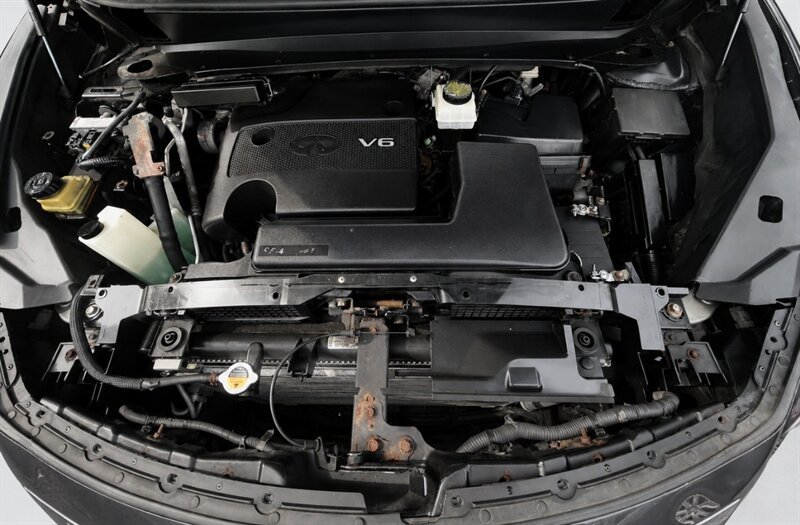 Used 2013 INFINITI JX35 AWD w/ Premium Pkg image 18