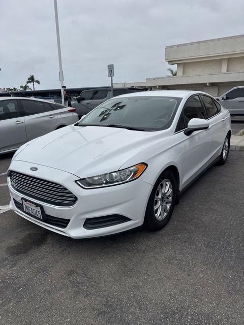 Used 2016 Ford Fusion S FWD image 2