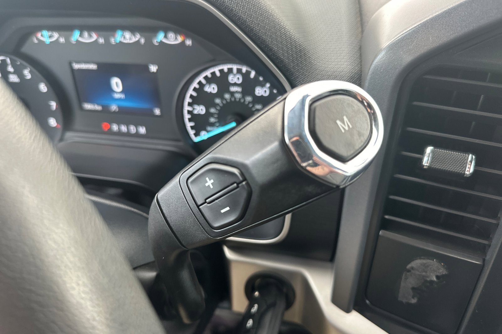 Used 2022 Ford F150 XLT image 22