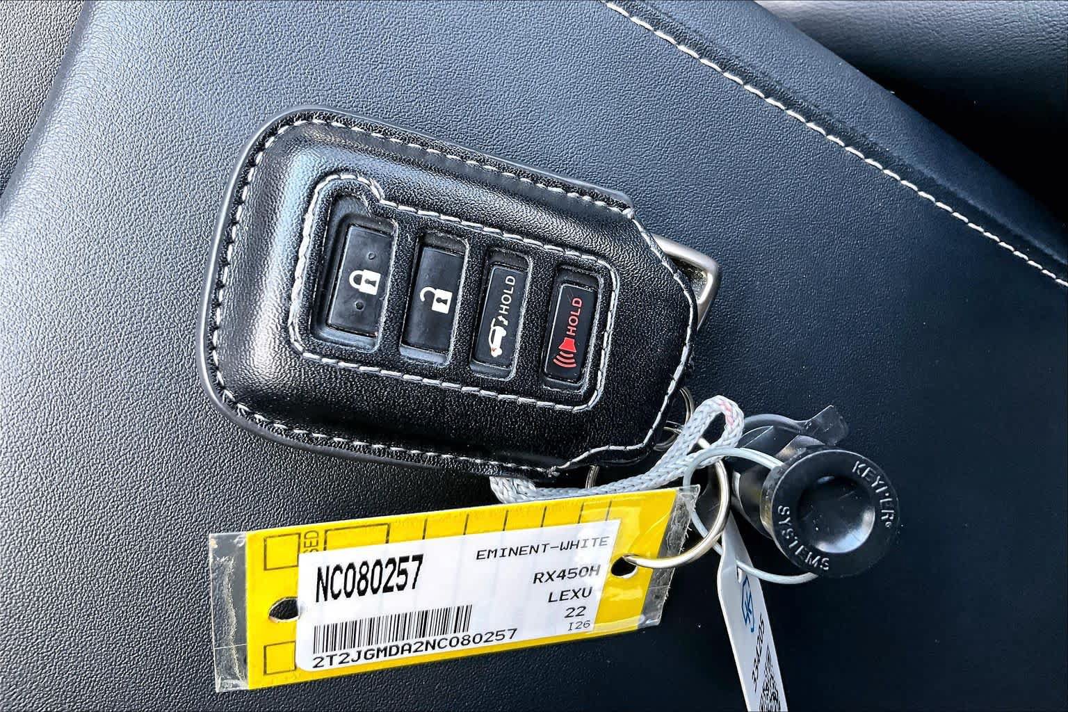 Used 2022 Lexus RX 450h AWD w/ Luxury Package image 15