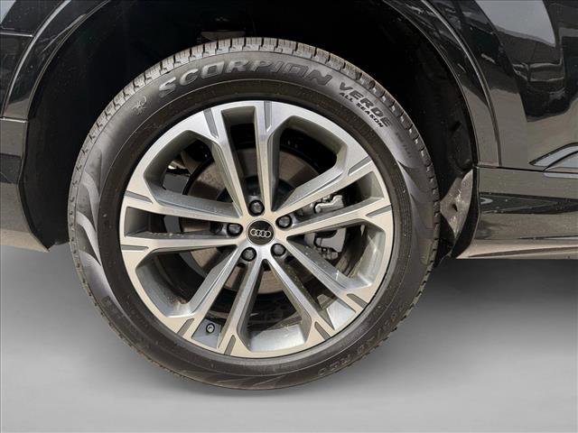 New 2026 Audi Q7 2.0T Premium image 9