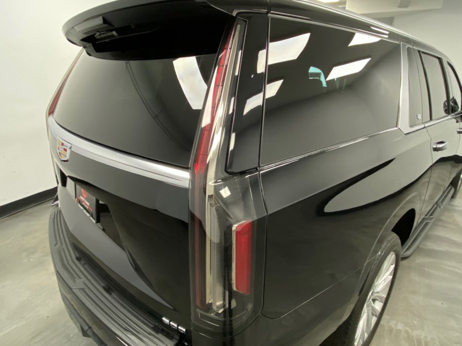 Used 2023 Cadillac Escalade ESV Luxury image 14