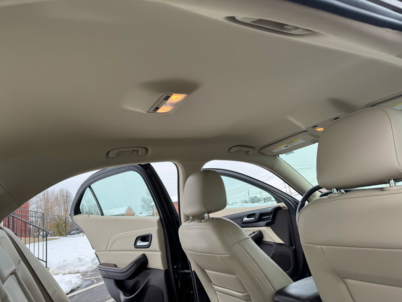 Used 2015 Chevrolet Malibu LT w/ Power Convenience Package image 26