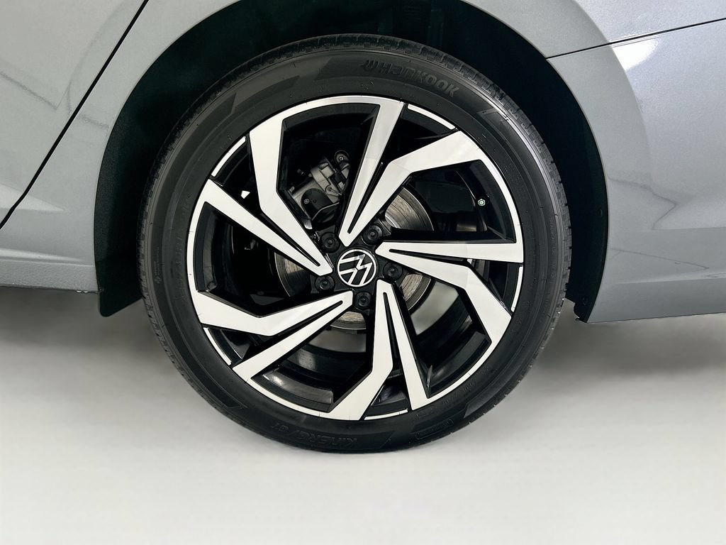 New 2026 Volkswagen Jetta SEL FWD image 30