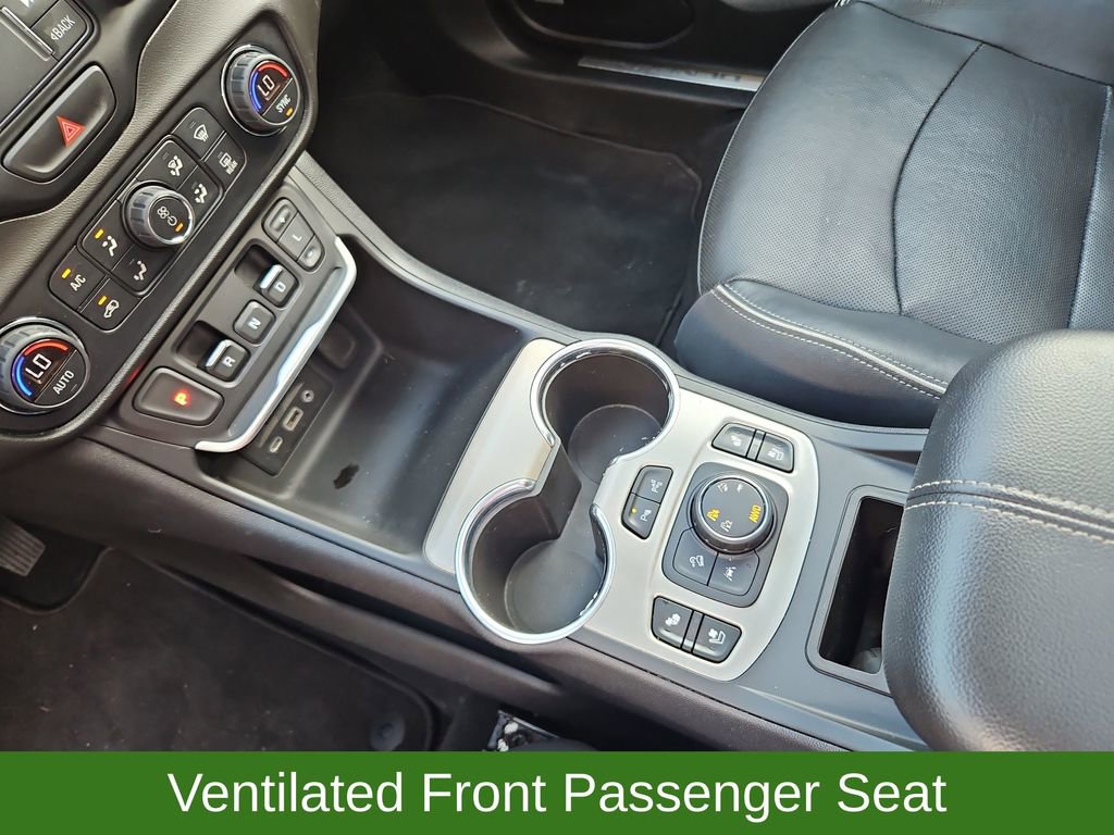 Used 2020 GMC Terrain Denali w/ Denali Premium Package image 20