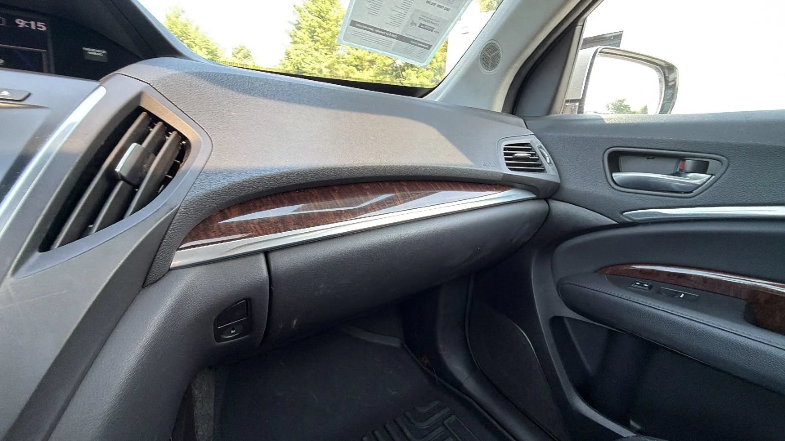 Used 2017 Acura MDX SH-AWD image 33