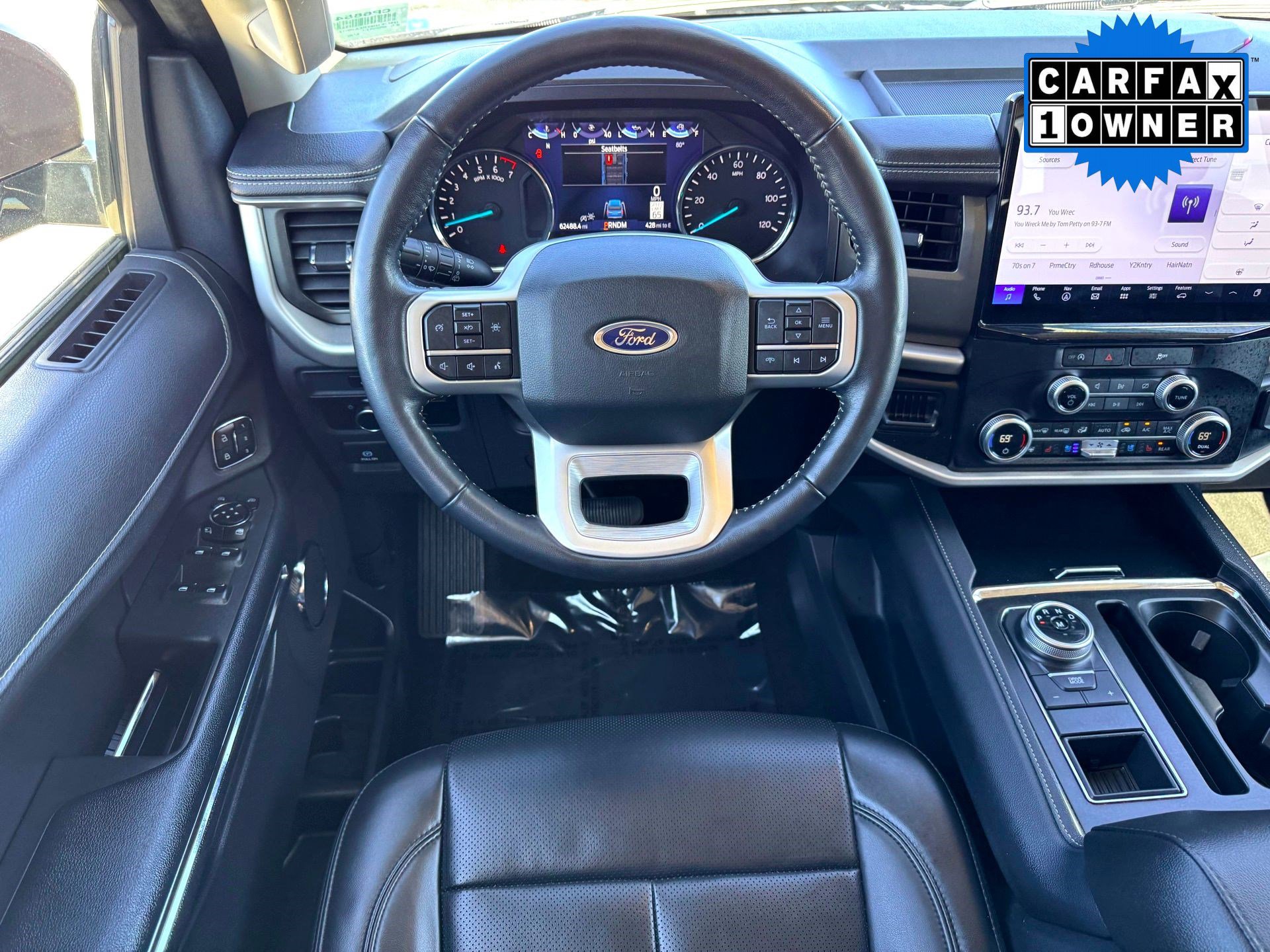 Used 2024 Ford Expedition Max XLT image 21