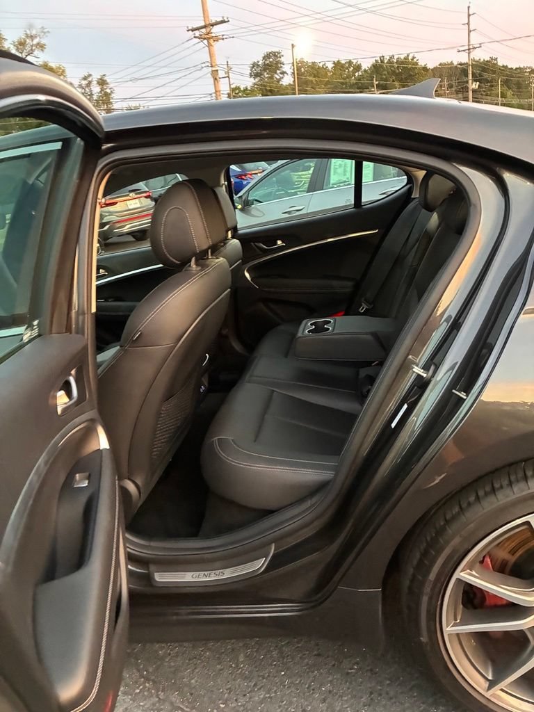 Used 2025 Genesis G70 2.5T AWD/4WD image 23
