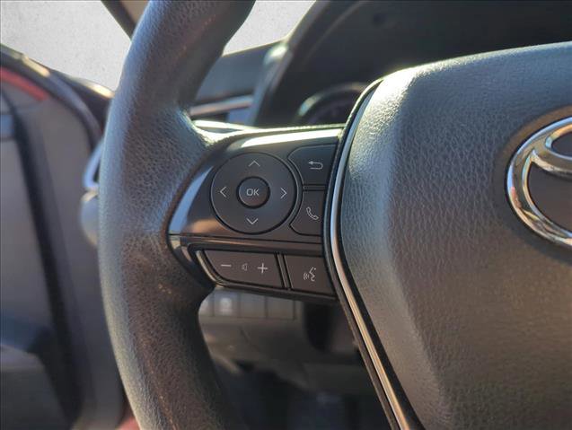 Used 2020 Toyota Camry LE FWD image 15