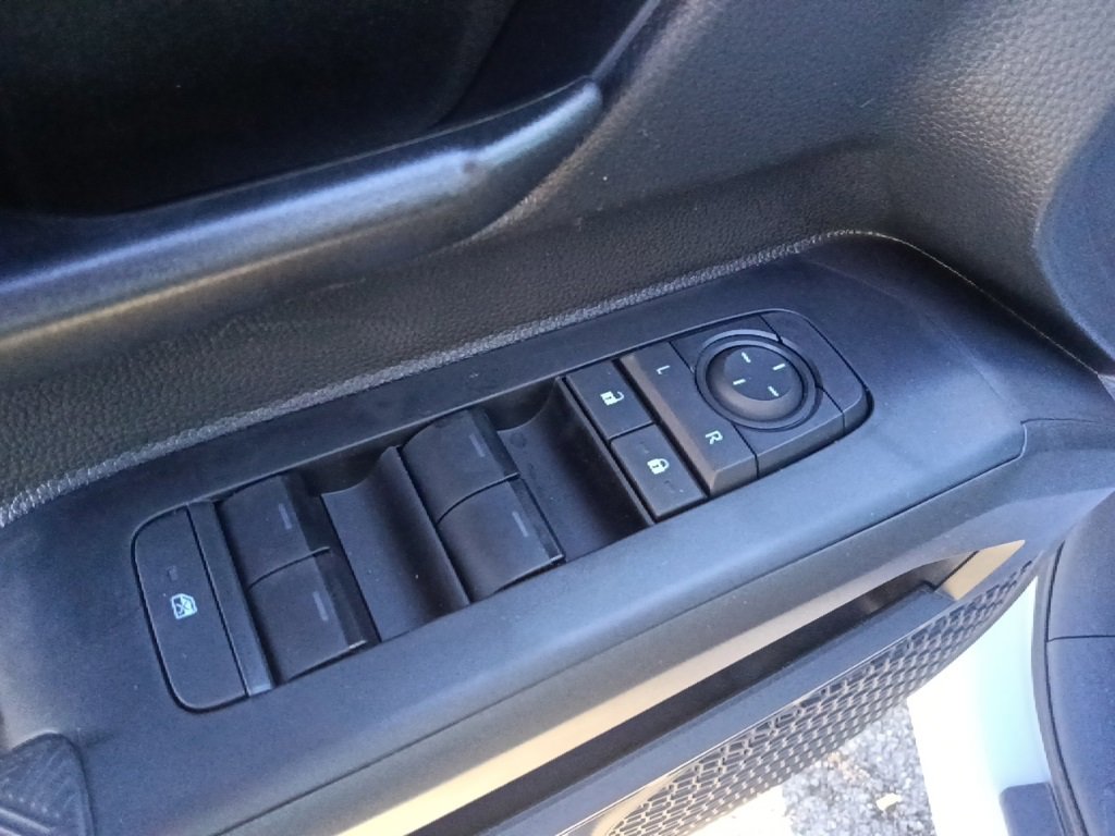 New 2026 Toyota Tacoma SR image 12