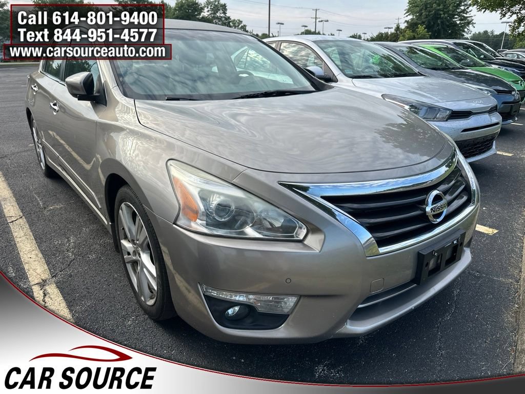 Used 2015 Nissan Altima 3.5 SL FWD image 1