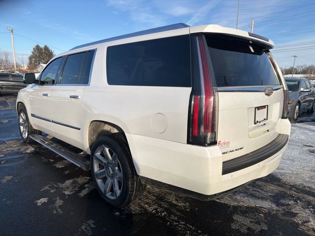 Used 2016 Cadillac Escalade ESV Premium image 5