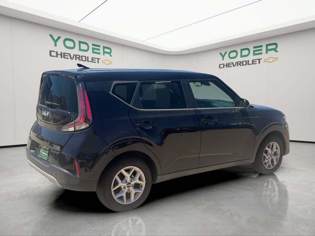 Used 2023 Kia Soul S FWD image 6