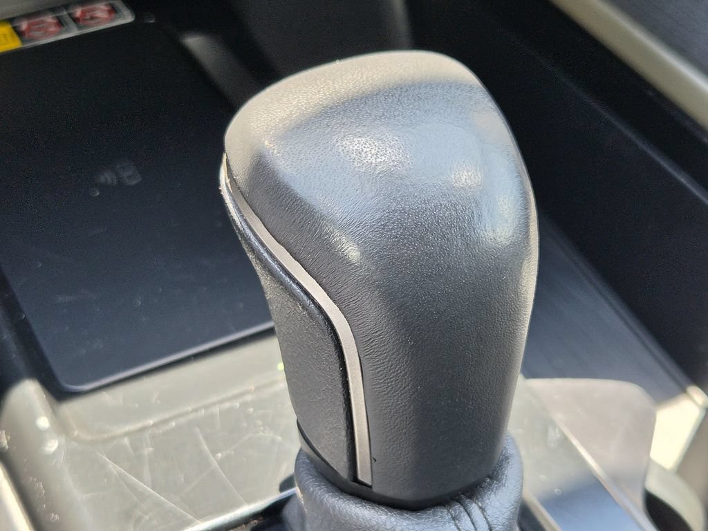 Used 2025 Toyota Camry SE FWD image 20