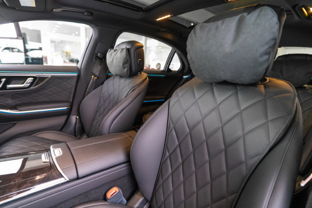 New 2027 Mercedes-Benz S 580 4MATIC Sedan image 5