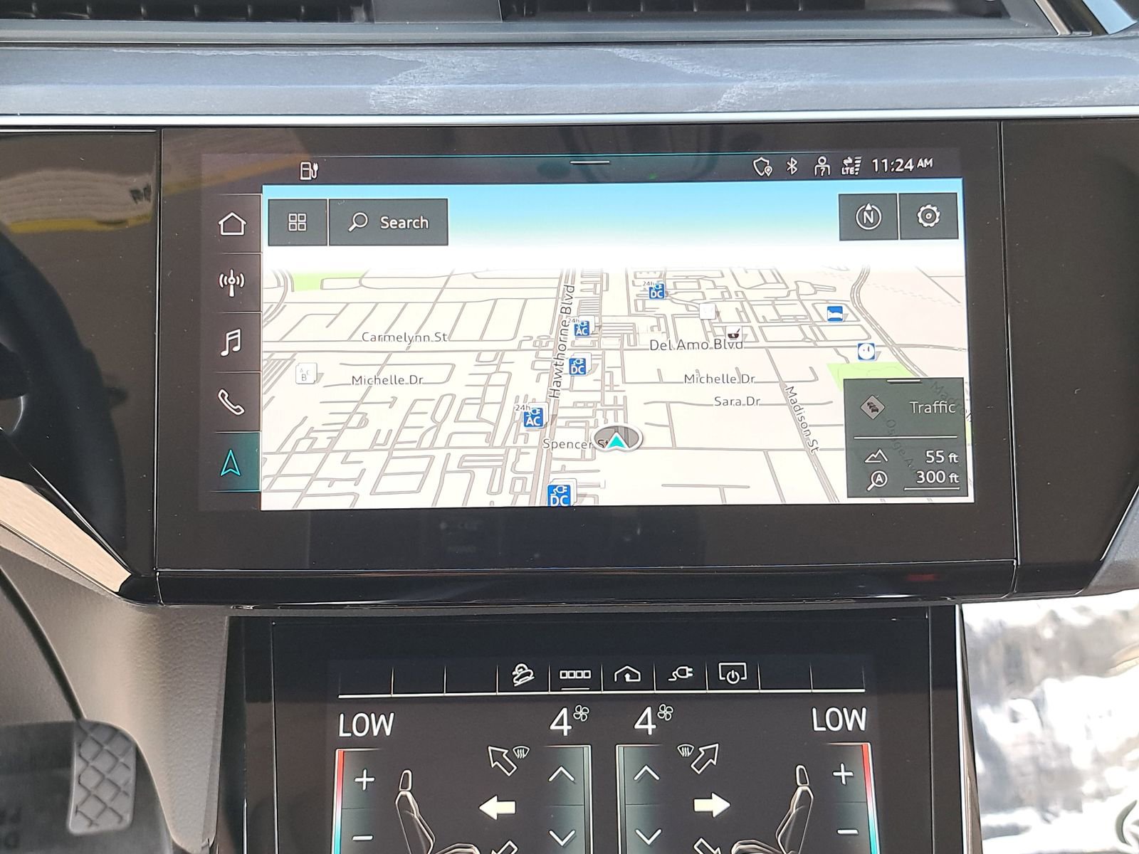 Certified 2024 Audi Q8 e-tron Premium Plus w/ Premium Plus Package image 26