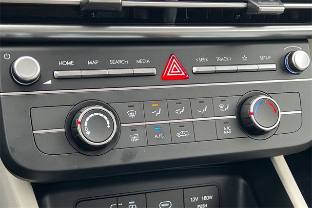 New 2026 Hyundai Tucson SE image 18