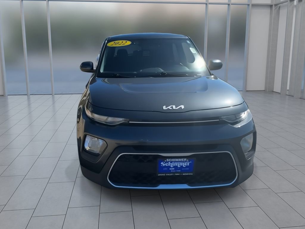 Used 2022 Kia Soul LX image 3
