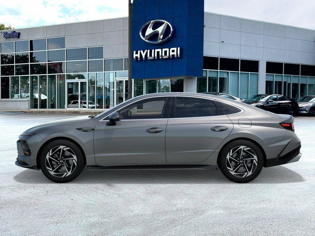 New 2025 Hyundai Sonata SEL FWD image 4