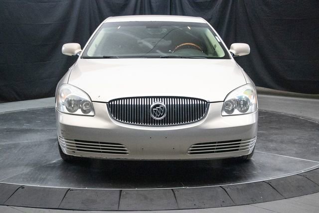 Used 2008 Buick Lucerne CXL w/ Driver Confidence Package image 4