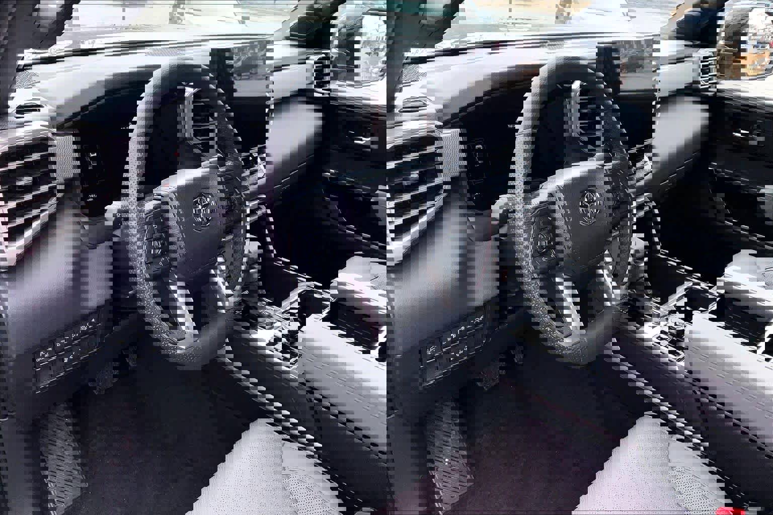 Used 2025 Toyota Tundra Limited image 17