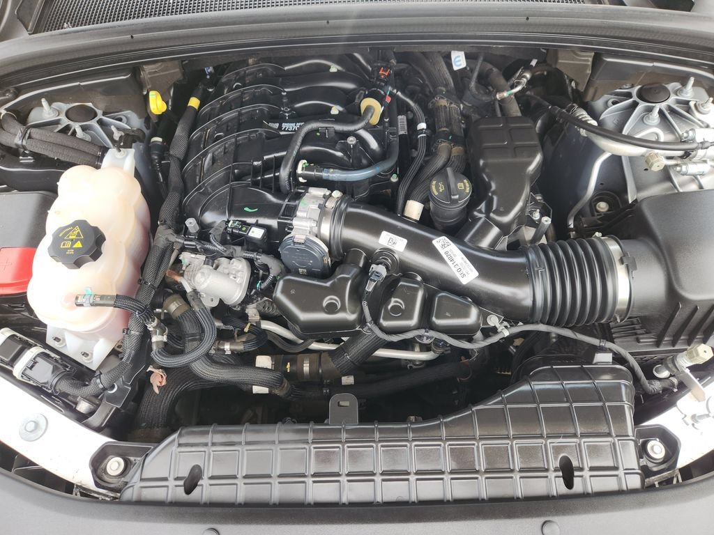 Used 2023 Jeep Grand Cherokee Altitude RWD image 32