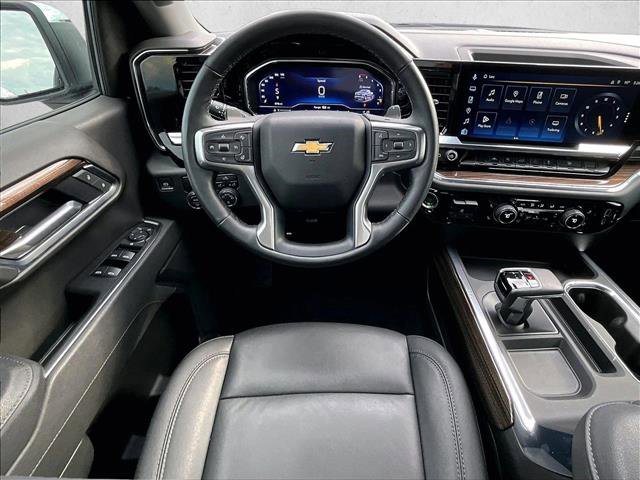 Used 2025 Chevrolet Silverado 1500 LT w/ Leather Package image 7