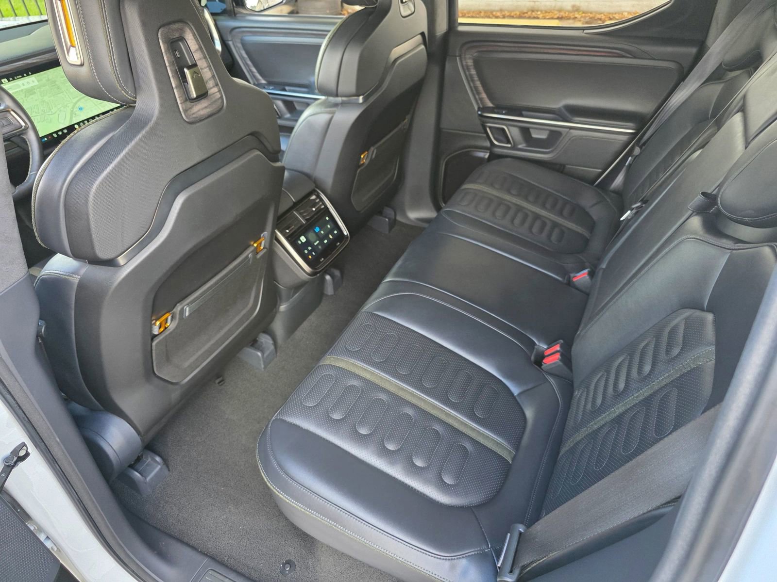 Used 2022 Rivian R1T Launch Edition AWD/4WD image 33