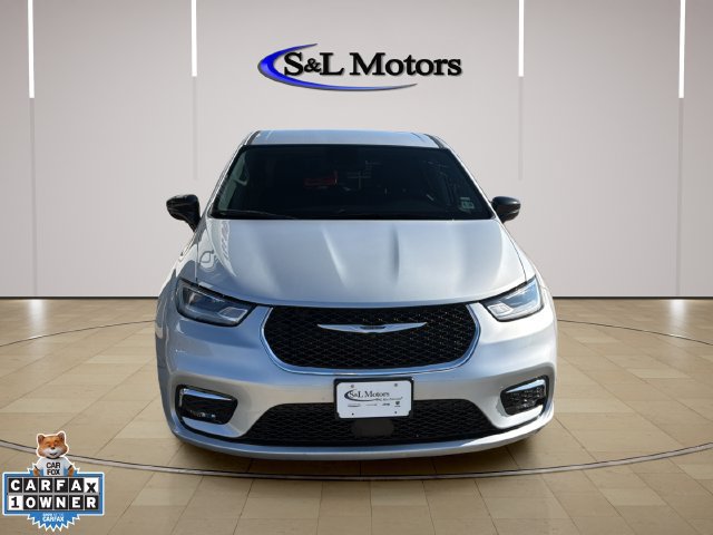 Certified 2024 Chrysler Pacifica Touring-L FWD image 3