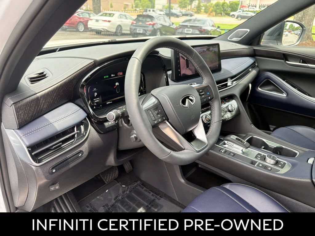 Certified 2026 INFINITI QX60 Sport w/ Dark Cargo Package AWD/4WD image 17