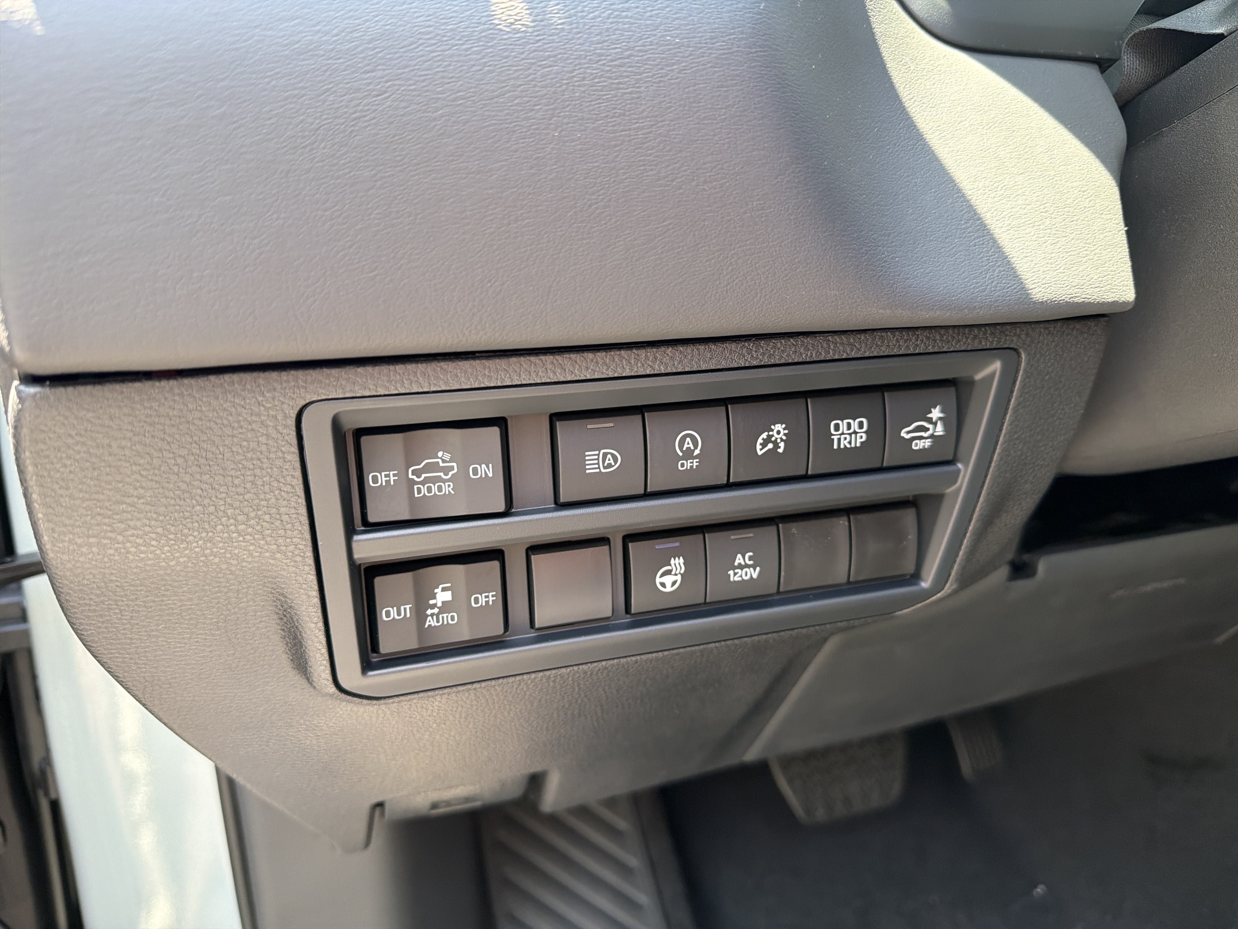 New 2026 Toyota Tundra Platinum AWD/4WD image 20