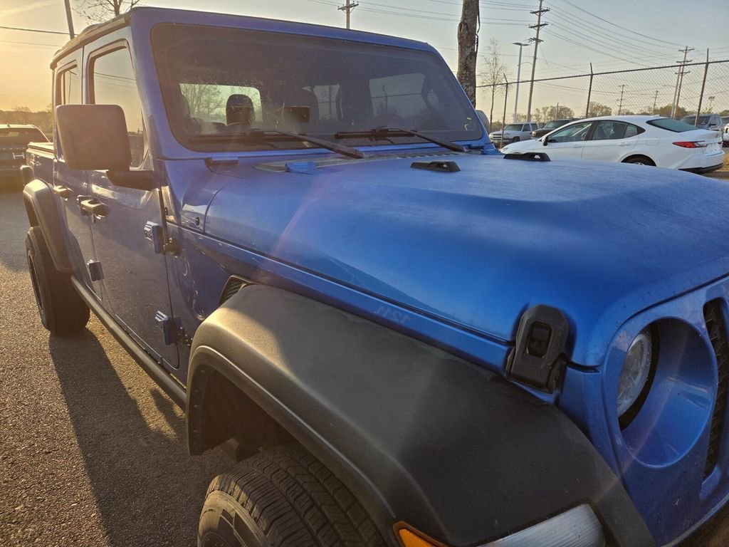 Used 2022 Jeep Gladiator Sport w/ Trailer Tow Package image 8