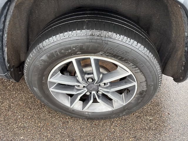 Used 2022 Jeep Grand Cherokee Limited image 15