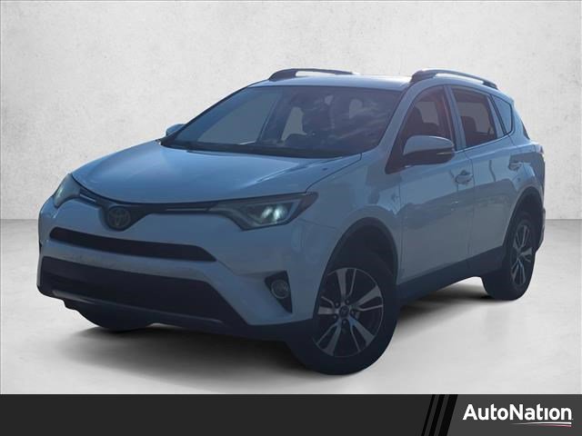 Used 2018 Toyota RAV4 XLE image 1