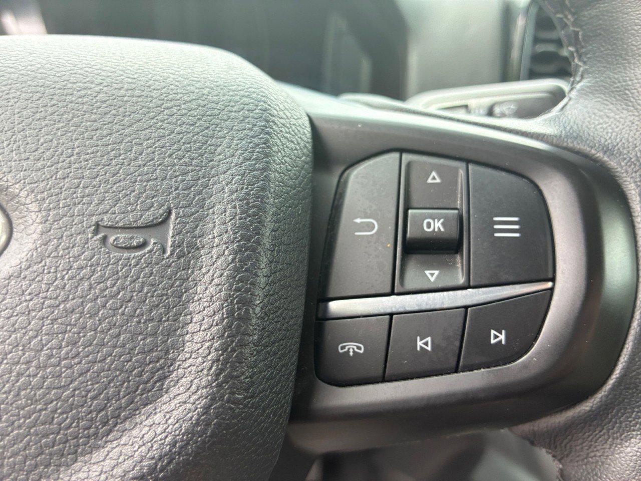 Used 2024 Ford Ranger Lariat w/ FX4 Off-Road Package AWD/4WD image 16