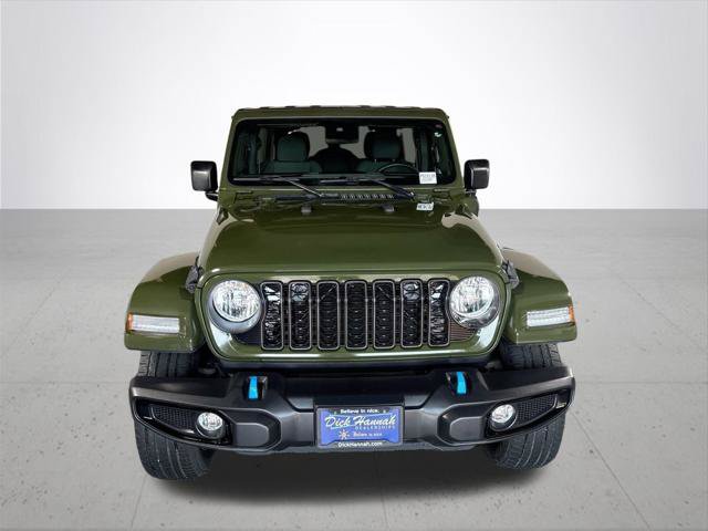 Certified 2024 Jeep Wrangler Unlimited AWD/4WD image 3
