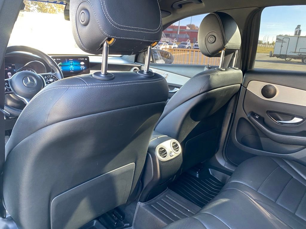 Used 2021 Mercedes-Benz GLC 300 image 28