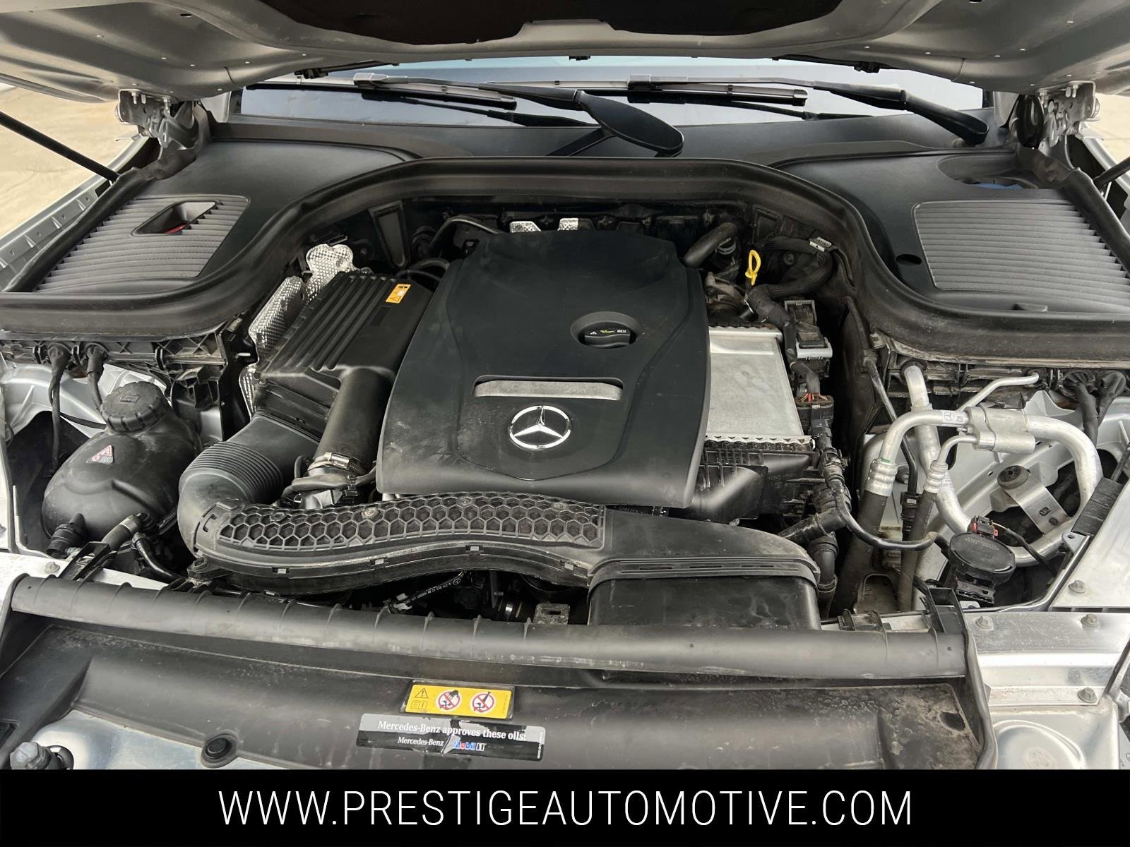 Used 2018 Mercedes-Benz GLC 300 4MATIC image 12